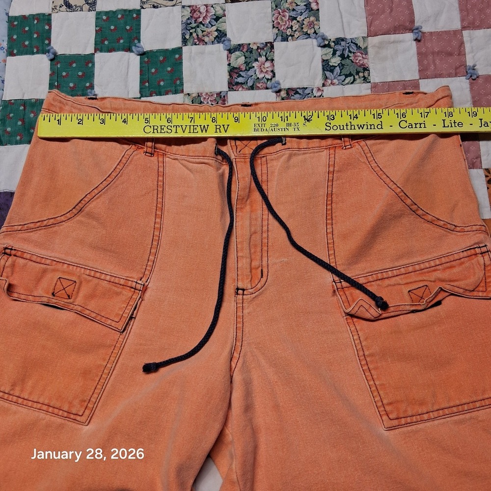 Vintage Girlfriends Extra Long Cargo Shorts Peach Orange Size 15 Y2K Streetwear - Picture 8 of 13